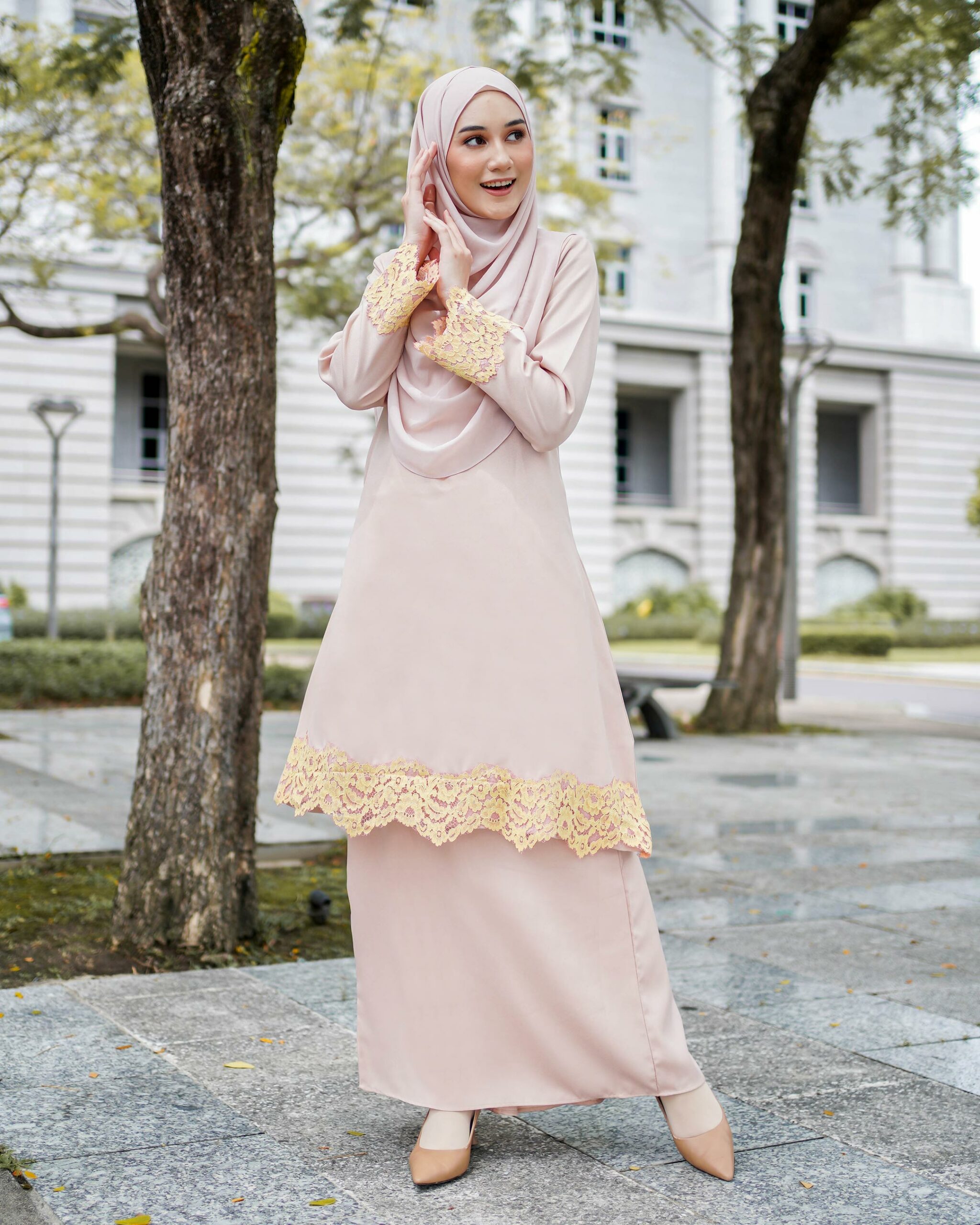 Baju Kurung Riau Lace Saloma 2 0 Pale Gold The Sultanah